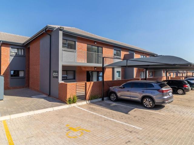 Apartment for sale in Vosloorus, Gauteng