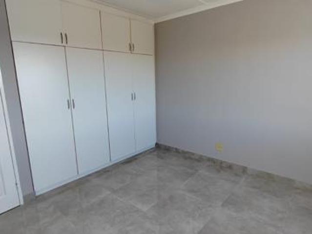 Apartment for rent in Seaview, Kwazulu-natal