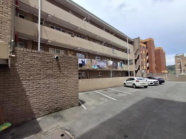 Apartment for rent in Seaview, Kwazulu-natal