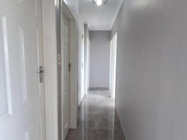 Apartment for rent in Seaview, Kwazulu-natal