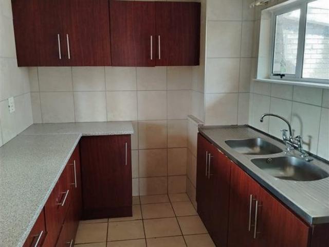 Apartment for rent in Seaview, Kwazulu-natal