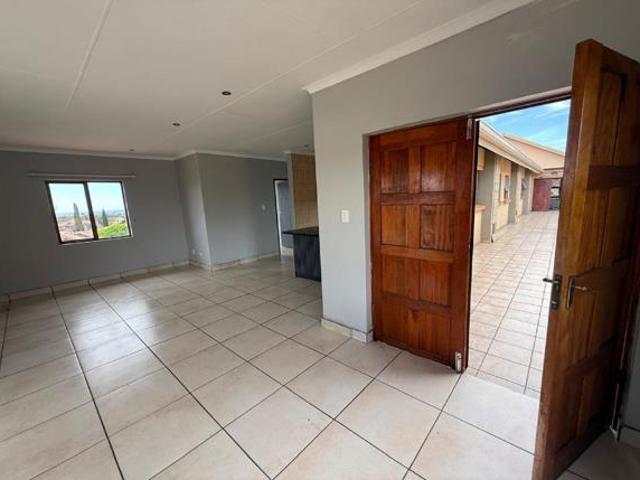 Apartment for sale in eMalahleni, Emalahleni Local Municipality