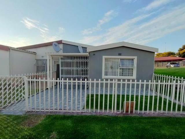 Apartment for rent in Vosloorus, Gauteng