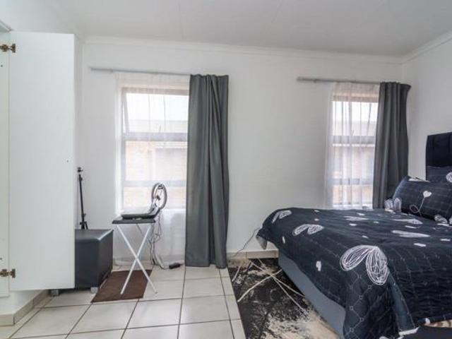 Apartment for sale in Westonaria, Gauteng