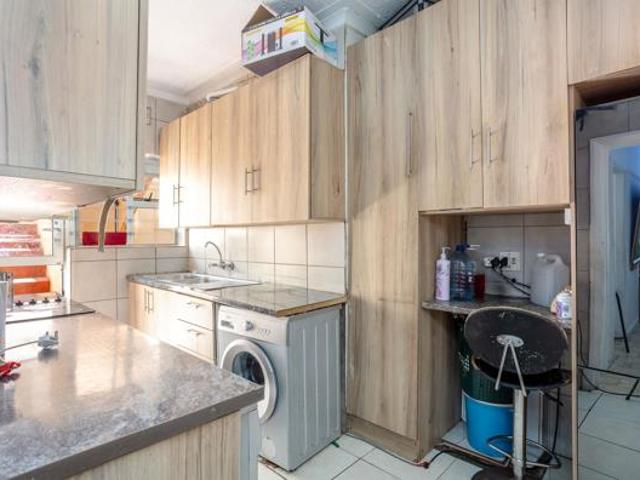 Apartment for sale in Cape Town, Western Cape