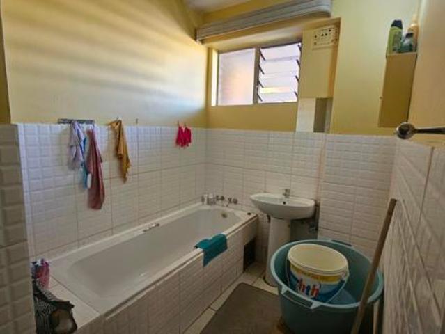 Apartment for sale in Rustenburg Local Municipality, Bojanala Platinum District Municipality