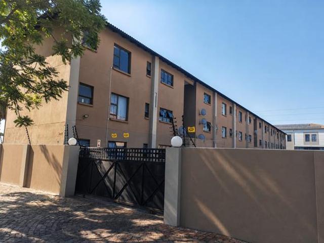 Apartment for sale in Tlhabane, North West