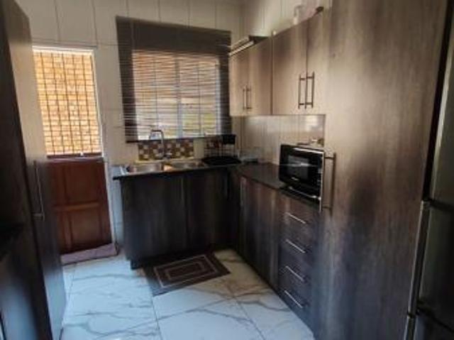 Apartment for sale in Rustenburg Local Municipality, Bojanala Platinum District Municipality