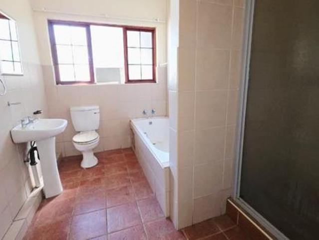 Apartment for sale in Tlhabane, North West