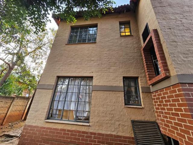 Apartment for sale in Rustenburg Local Municipality, Bojanala Platinum District Municipality