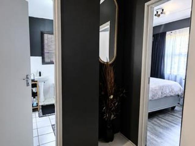 Apartment for sale in Tlhabane, North West