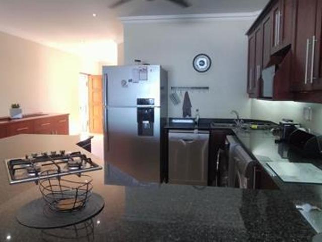 Apartment for sale in Ugu District Municipality, Kwazulu-natal