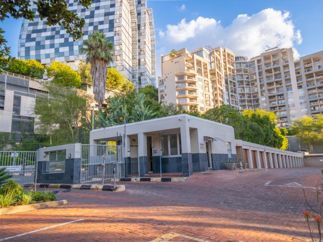 Apartment for sale in Alexandra, Gauteng
