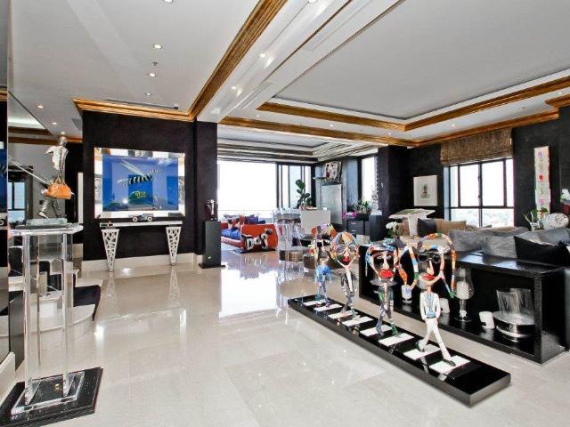 Apartment for sale in Vosloorus, Gauteng