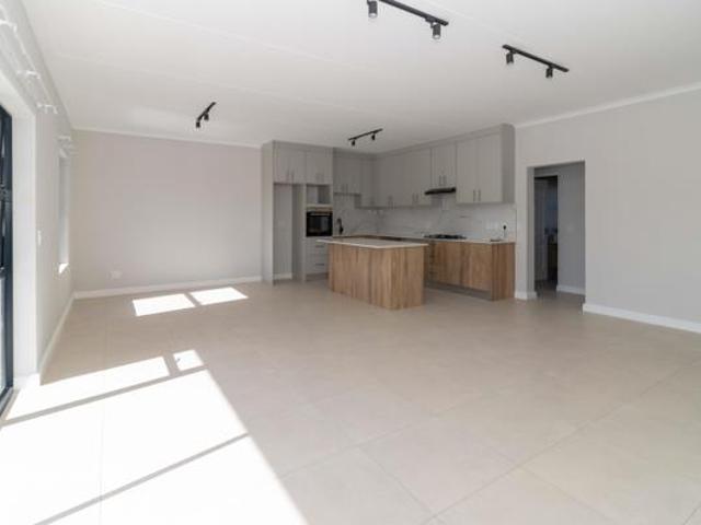 Townhouse for rent in Cape Town, Western Cape