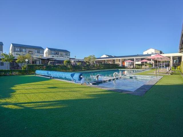 Apartment for sale in Cape Town, Western Cape