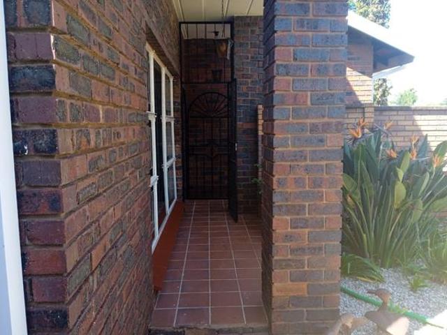 Apartment for rent in North West