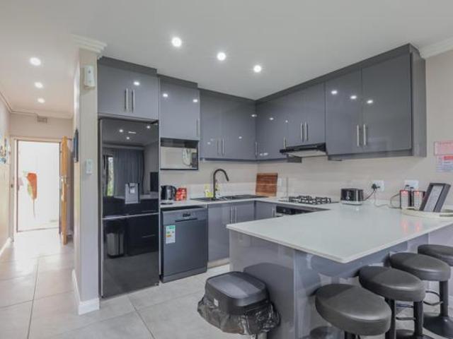Apartment for sale in Ugu District Municipality, Kwazulu-natal