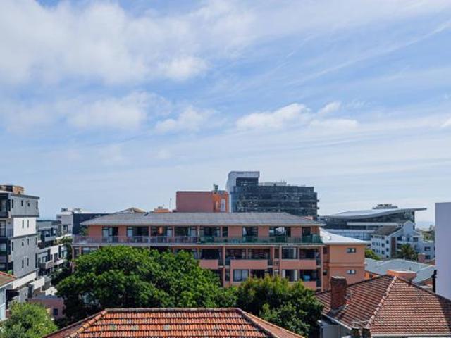 Apartment for sale in Cape Town, Western Cape