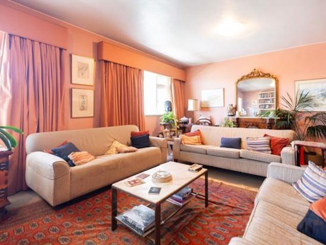 Apartment for sale in Cape Town, Western Cape