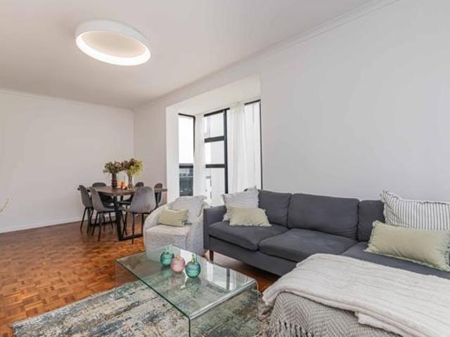 Apartment for sale in Cape Town, Western Cape