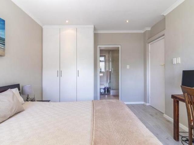 Apartment for sale in Cape Town, Western Cape