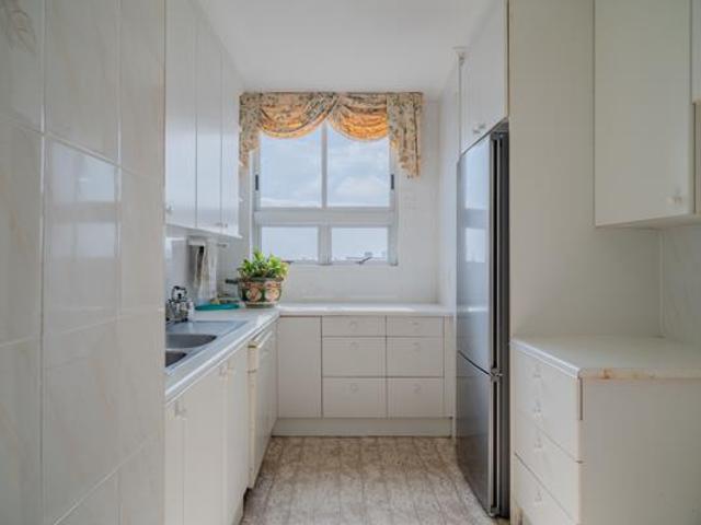 Apartment for sale in Cape Town, Western Cape