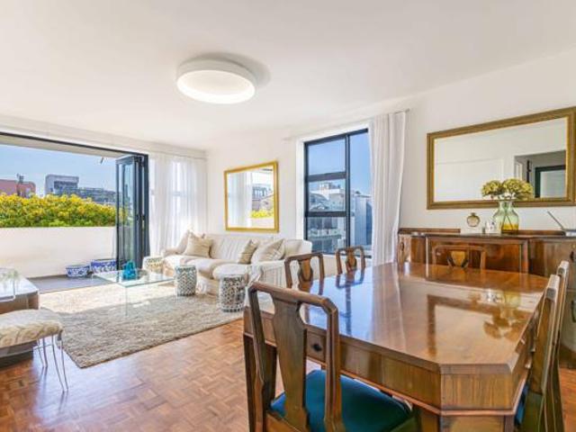 Apartment for sale in Cape Town, Western Cape