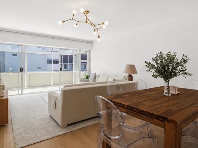 Apartment for sale in Cape Town, Western Cape