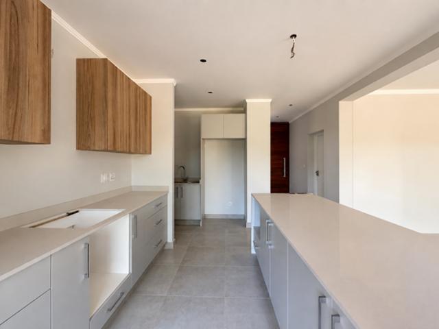 Apartment for sale in Princess Grant, Kwazulu-natal