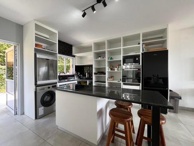 Apartment for sale in Princess Grant, Kwazulu-natal