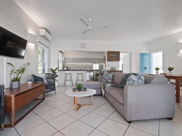 Apartment for sale in Princess Grant, Kwazulu-natal