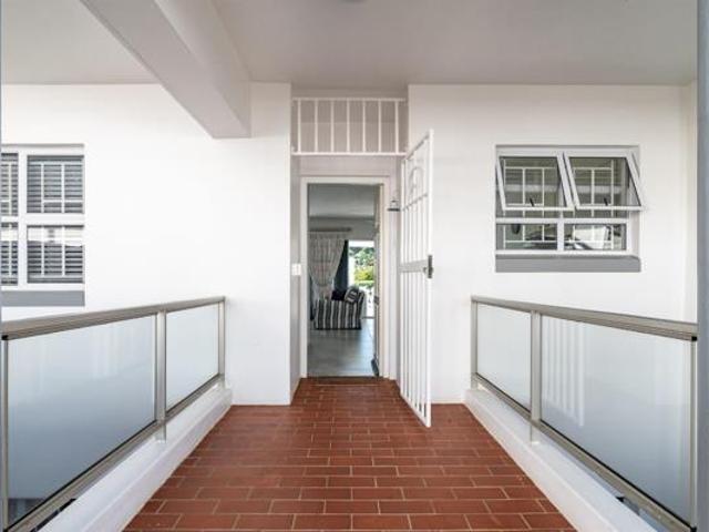 Apartment for sale in Princess Grant, Kwazulu-natal