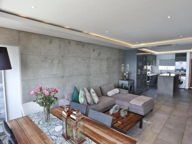 Apartment for rent in Princess Grant, Kwazulu-natal