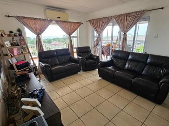 Apartment for sale in Margate, Hibiscus Coast Local Municipality
