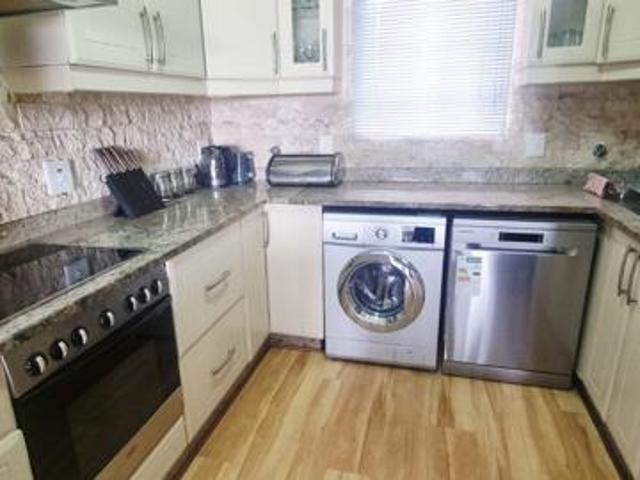 Apartment for sale in Margate, Hibiscus Coast Local Municipality
