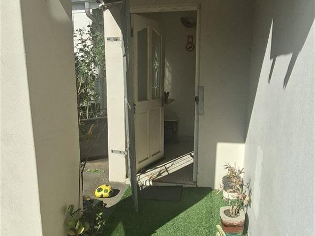 Apartment for rent in Seaview, Kwazulu-natal