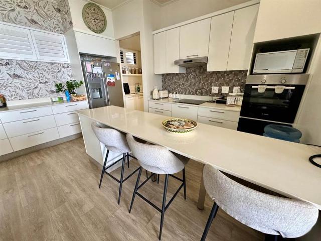 Apartment for sale in Seaview, Kwazulu-natal
