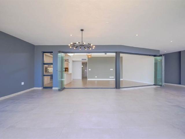 Apartment for sale in Seaview, Kwazulu-natal