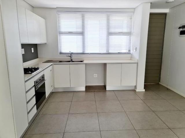 Apartment for rent in Seaview, Kwazulu-natal