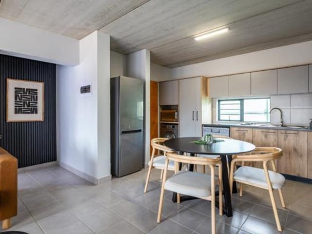 Apartment for rent in Waterkloof, Gauteng