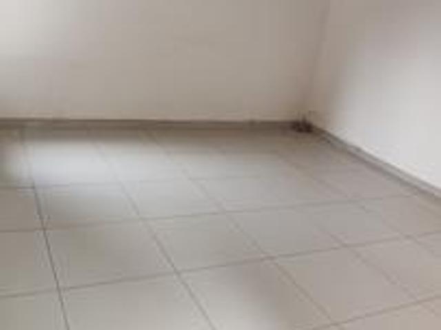 Apartment for rent in Seaview, Kwazulu-natal
