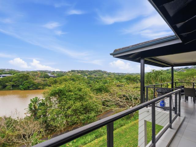 Apartment for sale in Princess Grant, Kwazulu-natal