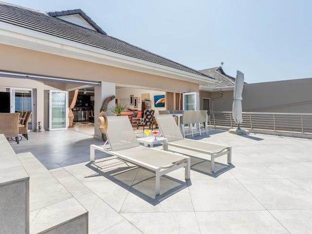 Apartment for sale in Princess Grant, Kwazulu-natal