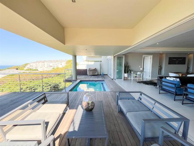 Apartment for sale in Princess Grant, Kwazulu-natal