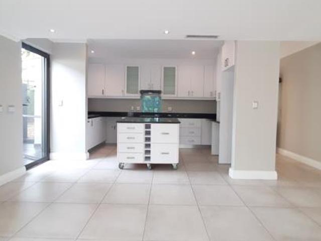 Apartment for sale in Princess Grant, Kwazulu-natal