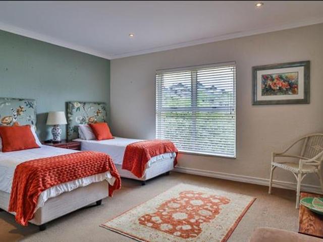 Apartment for sale in Princess Grant, Kwazulu-natal