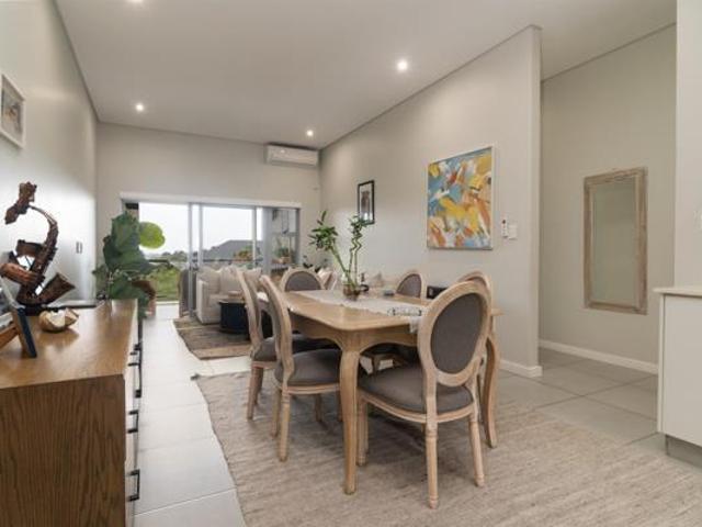 Apartment for sale in Princess Grant, Kwazulu-natal