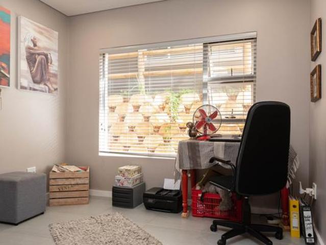 Apartment for rent in Princess Grant, Kwazulu-natal