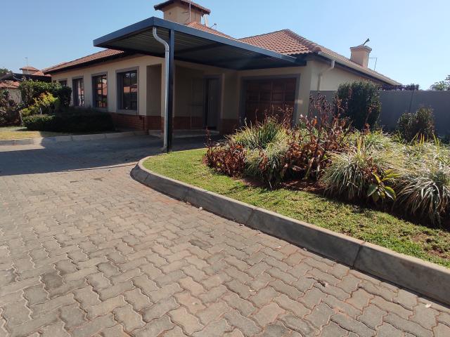 Apartment for sale in Waterkloof, Gauteng